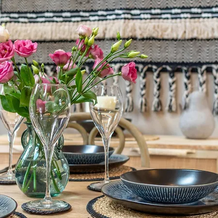 Rachel'S Farm Luxury Escapes With Hots Tubs Villa Buchlyvie Room photo