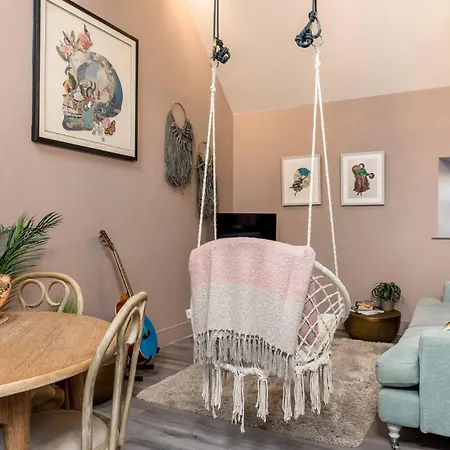 Rachel'S Farm Luxury Escapes With Hots Tubs Villa Buchlyvie Room photo