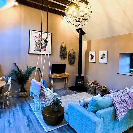 Rachel'S Farm Luxury Escapes With Hots Tubs Villa Buchlyvie Room photo