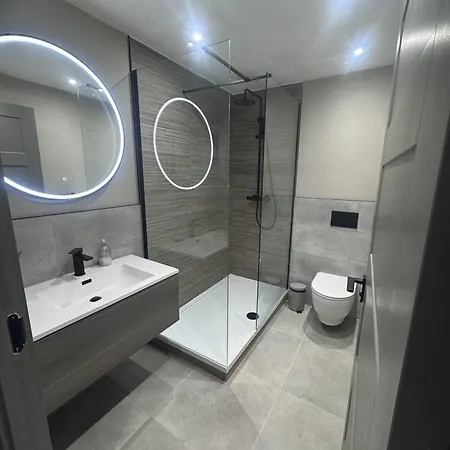 Rachel'S Farm Luxury Escapes With Hots Tubs Villa Buchlyvie Room photo