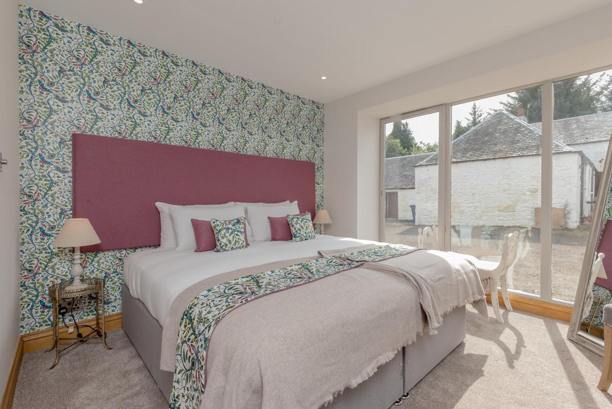 Rachel's Farm Luxury Escapes With Hots Tubs